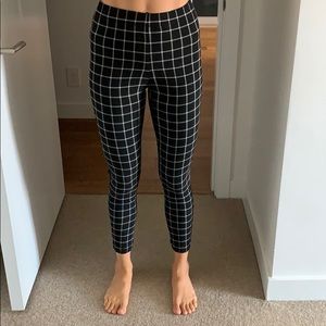 Black and white plaid leggings size Small NWOT